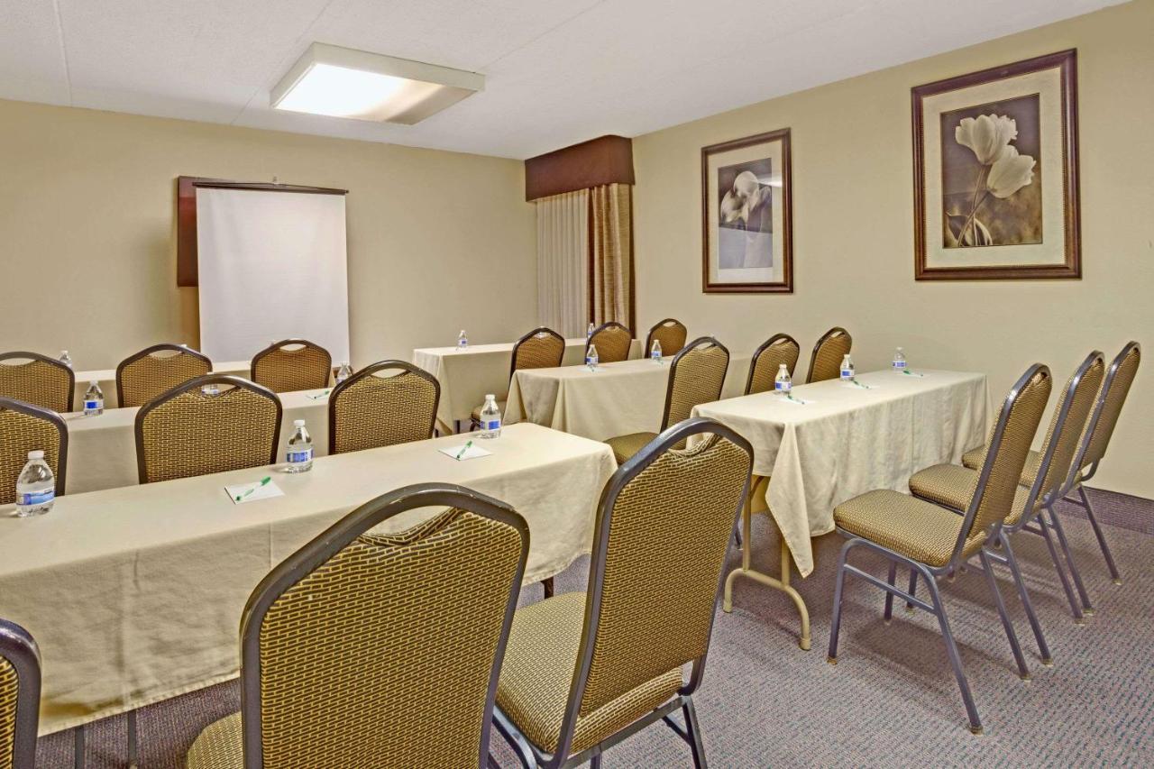 Wyndham Garden Charlotte Airport Southeast Ξενοδοχείο Εξωτερικό φωτογραφία